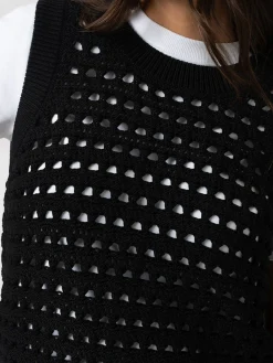 Knitwear|Saint and Sofia Adler Sleeveless Knit - Black