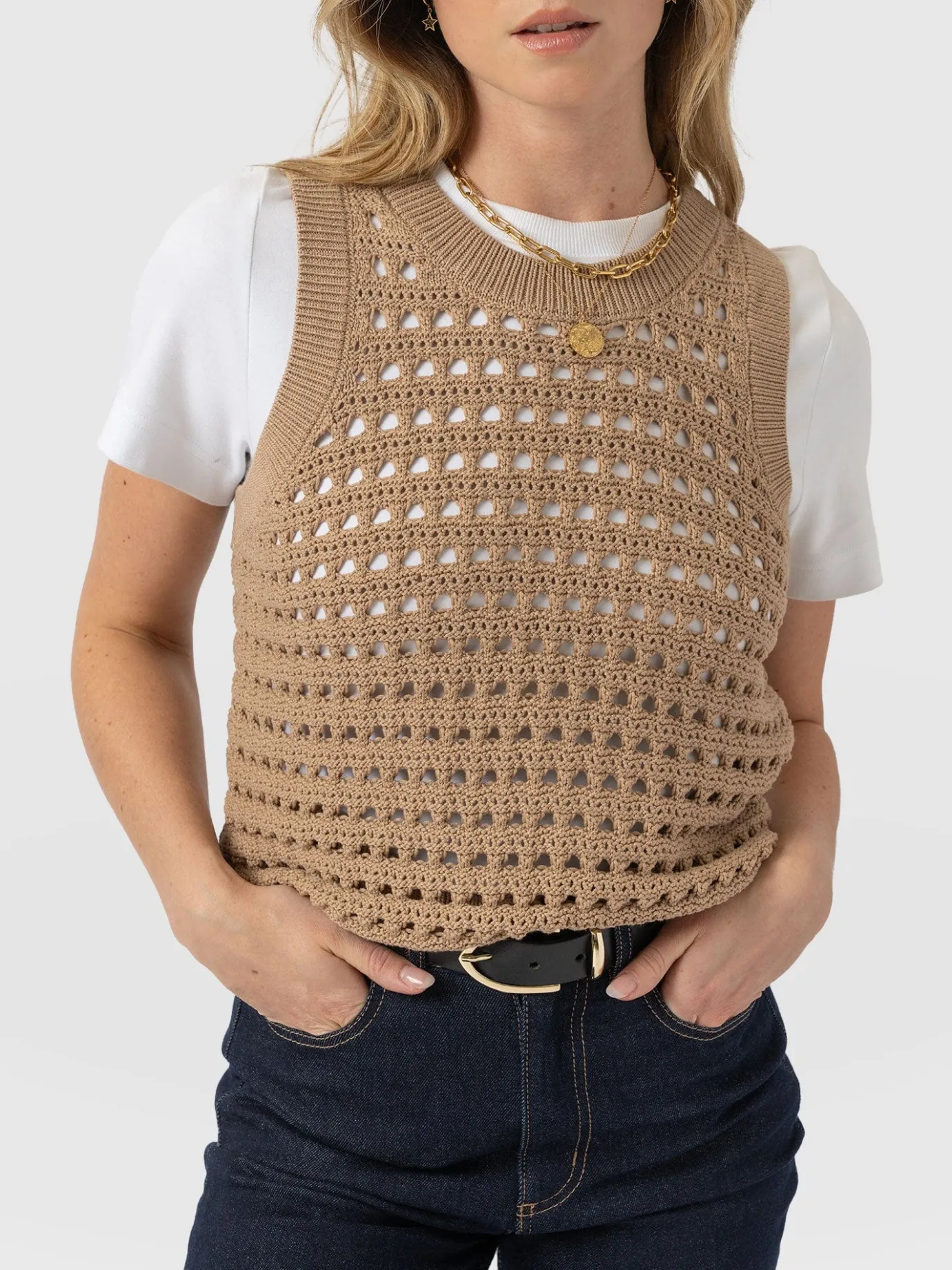 Knitwear|Saint and Sofia Adler Sleeveless Knit - Camel