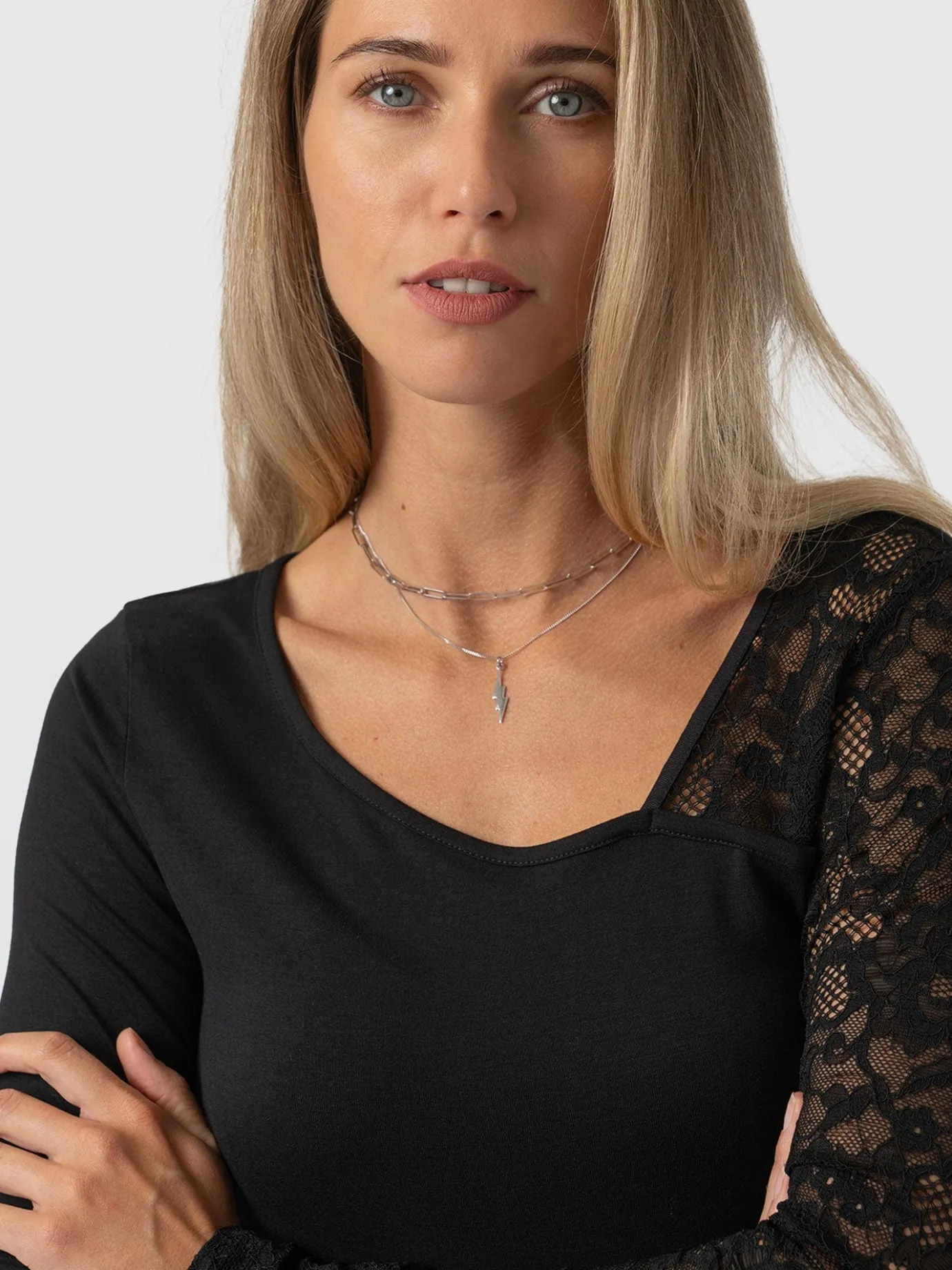 T-shirts & Tanks|Saint and Sofia Aimee Cut Out Long Sleeve Tee - Black Lace