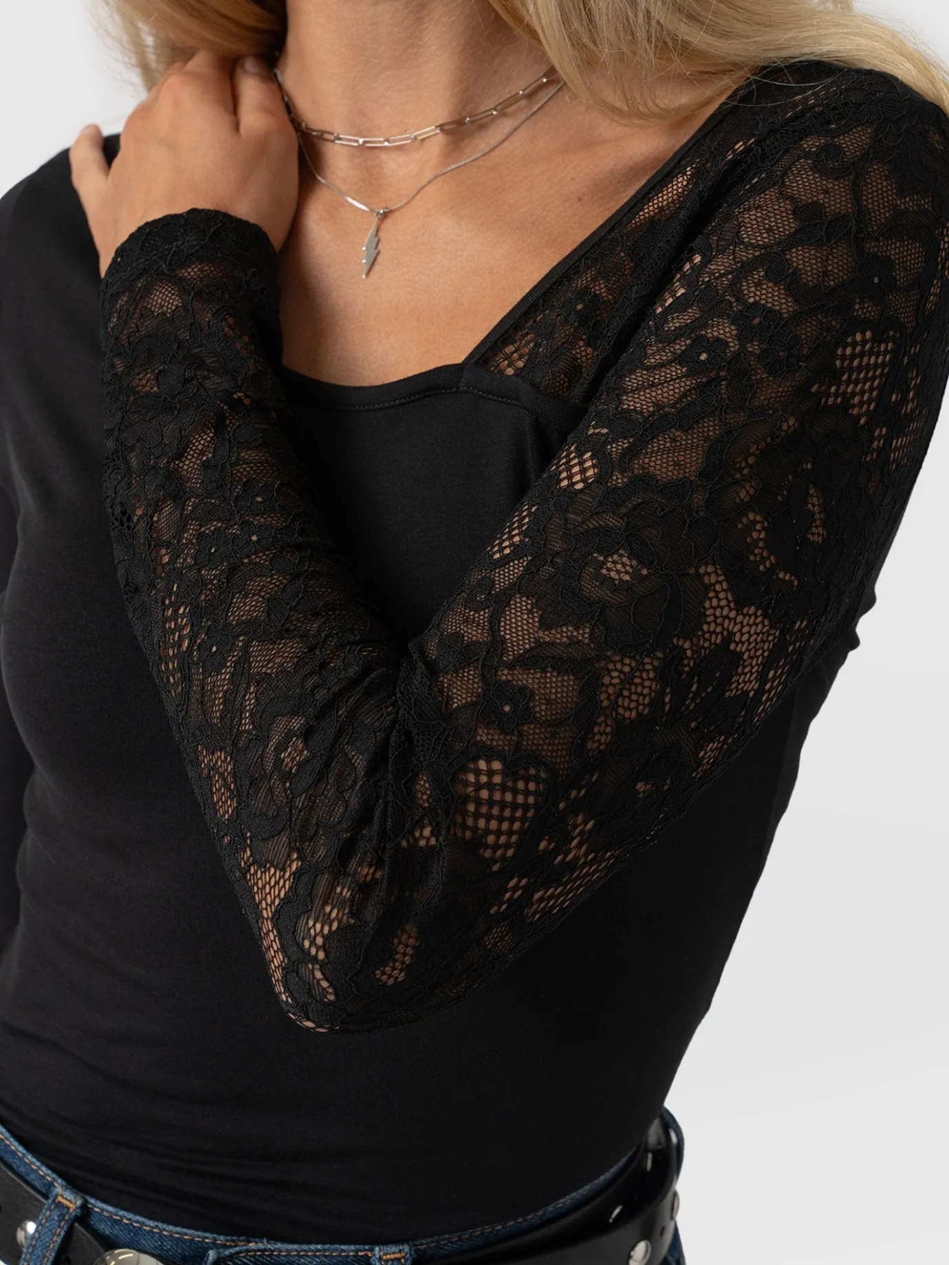 T-shirts & Tanks|Saint and Sofia Aimee Cut Out Long Sleeve Tee - Black Lace