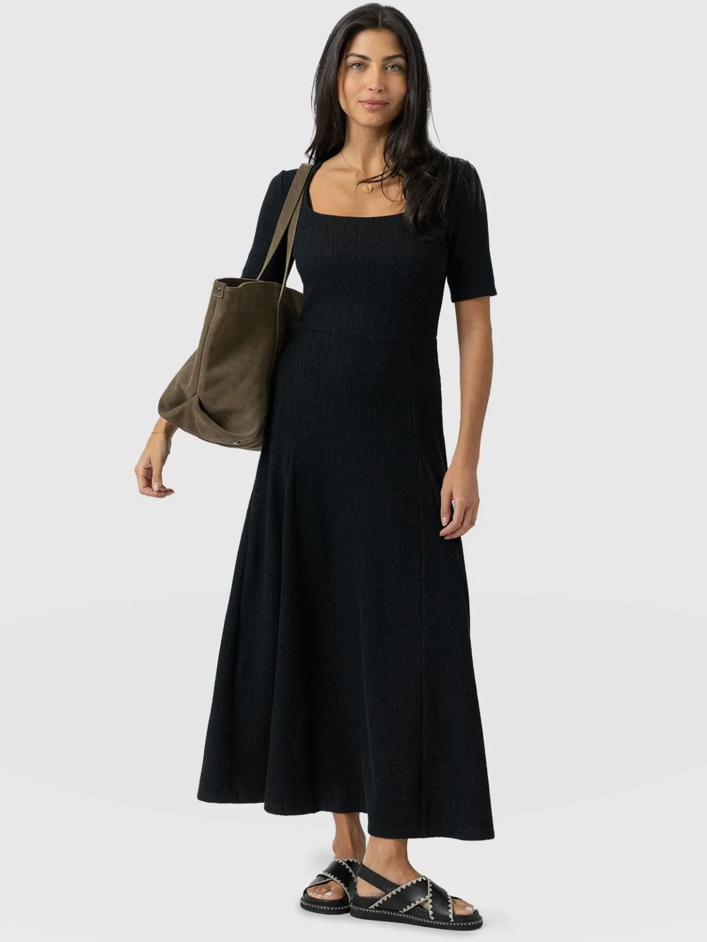 Dresses|Saint and Sofia Akia Short Sleeve Dress - Black Textured