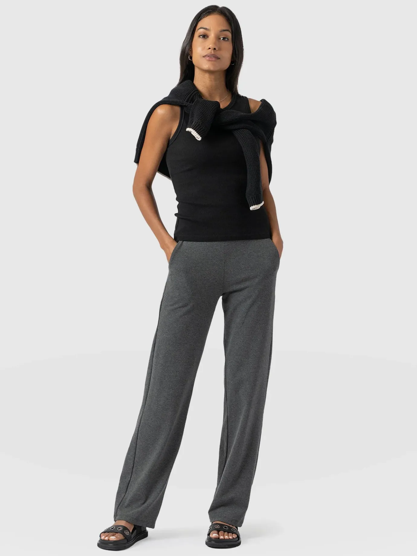 Pants|Saint and Sofia Apartment Pant - Charcoal