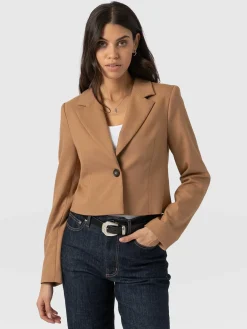 Coats & Jackets|Blazers|Saint and Sofia Astrid Crop Blazer - Camel