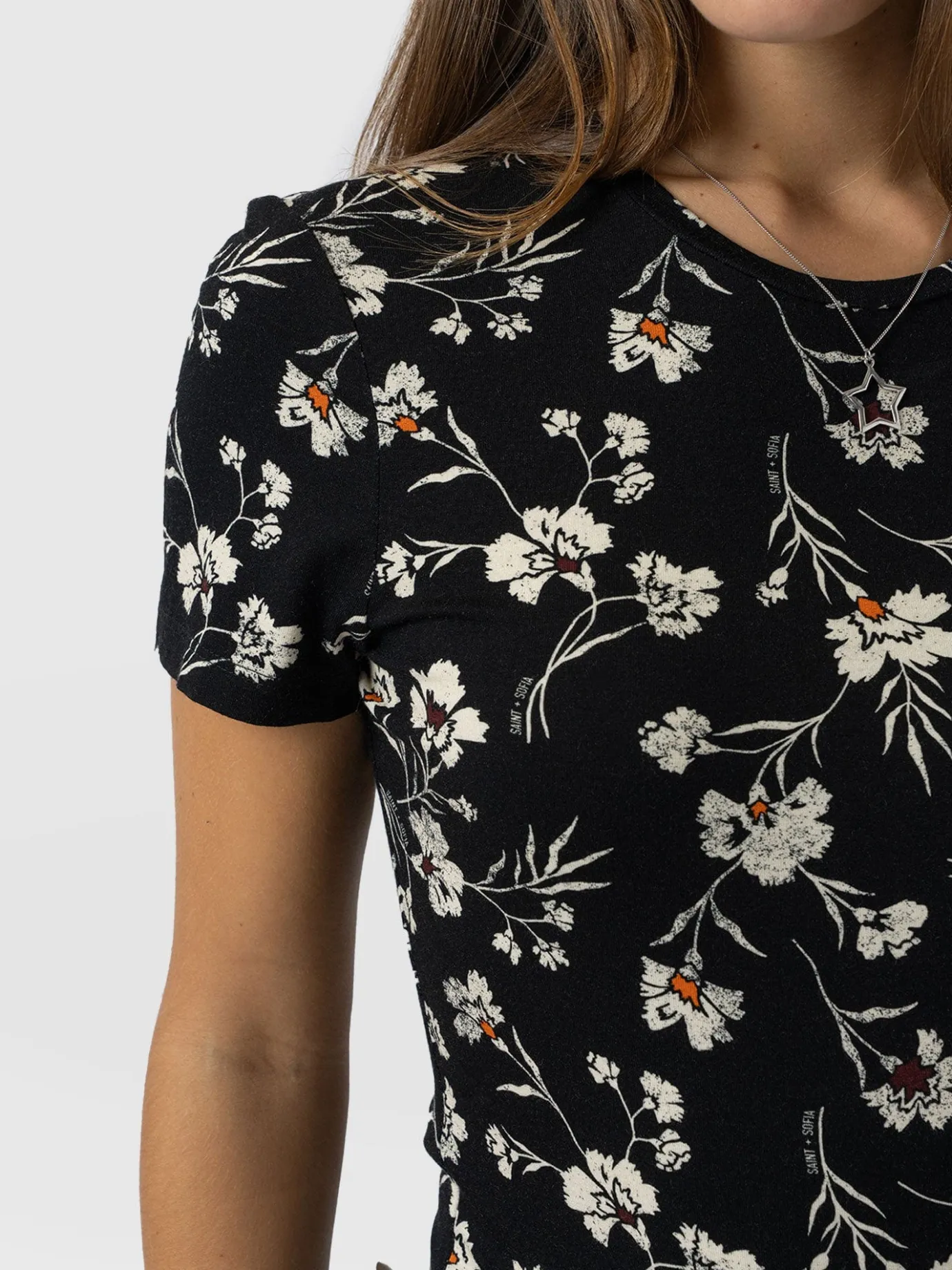 T-shirts & Tanks|Saint and Sofia Austen Crew Neck Tee Short Sleeve - Black Spring Floral