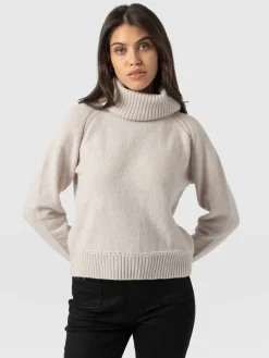 Knitwear|Sweaters|Saint and Sofia Cambridge Cashmere Sweater - Cream
