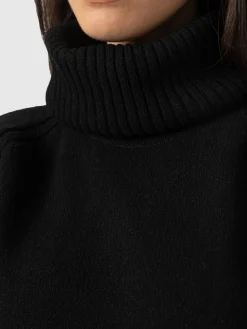 Knitwear|Sweaters|Saint and Sofia Cambridge Cashmere Sweater - Black