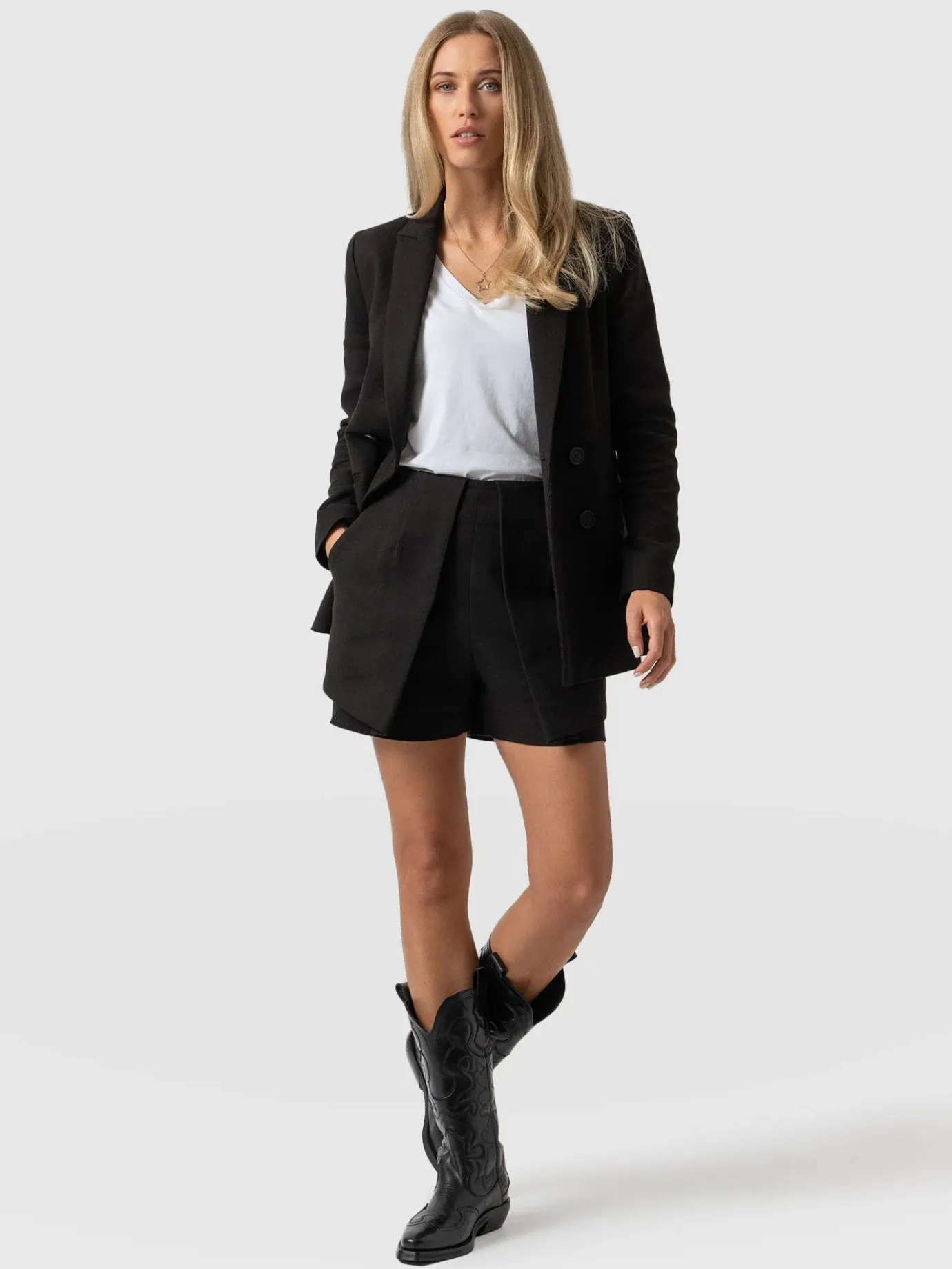 Shorts|Saint and Sofia Cambridge Short - Black