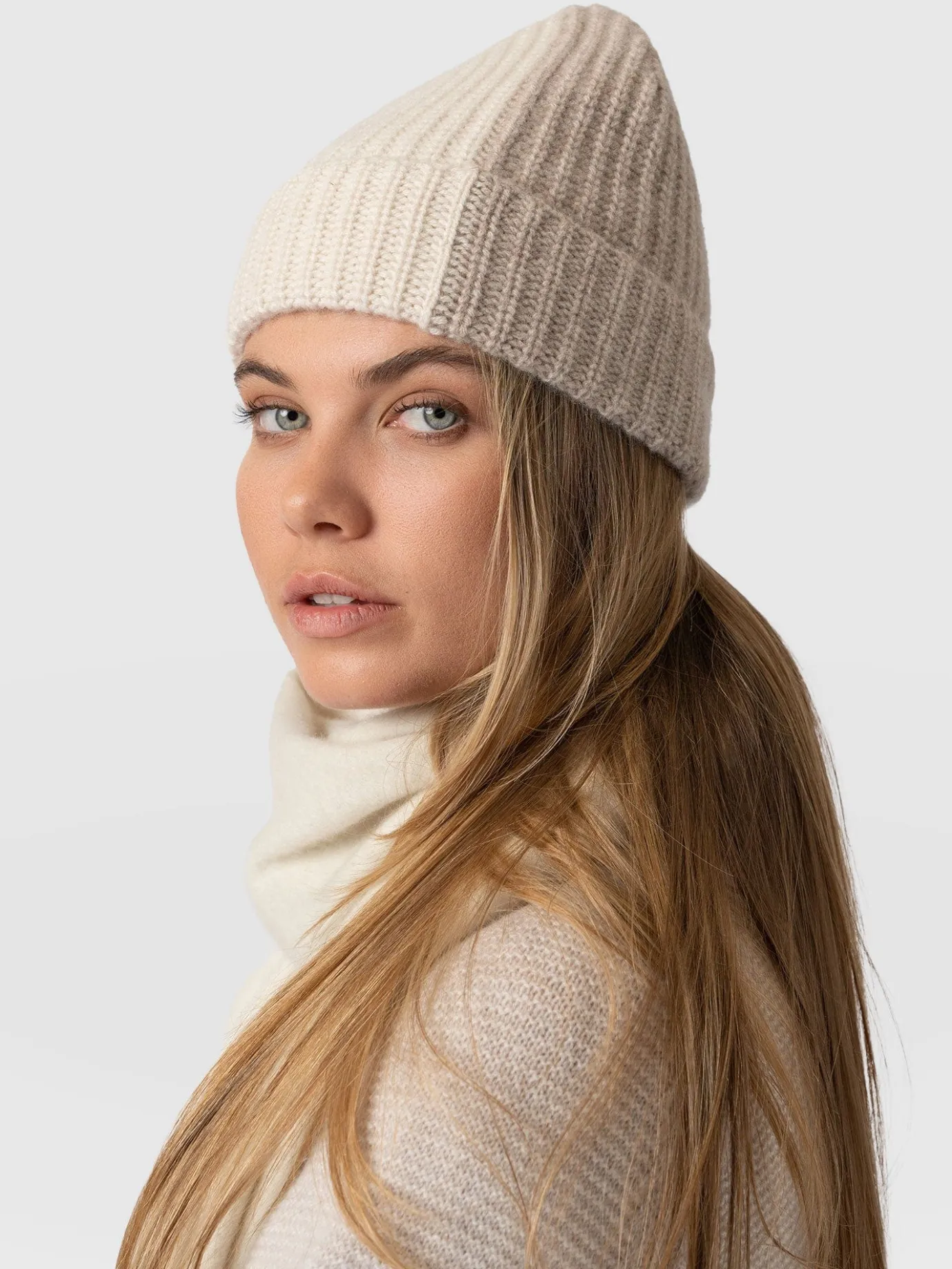 Scarves & Hats|Accessories|Saint and Sofia Cashmere Beanie - Cream/Beige