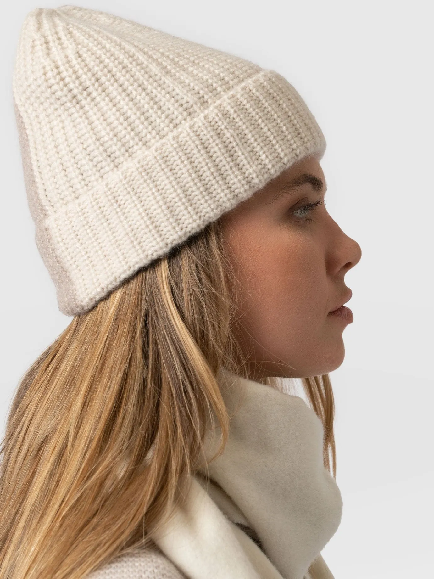 Scarves & Hats|Accessories|Saint and Sofia Cashmere Beanie - Cream/Beige