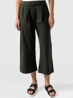 Shorts|Saint and Sofia City Culotte - Khaki Pleats