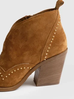 Boots|Shoes|Saint and Sofia Dallas Studded Ankle Boot - Tan