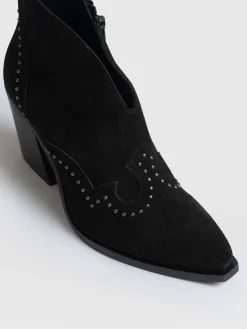 Boots|Leather|Saint and Sofia Dallas Studded Ankle Boot - Black