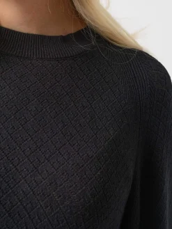 Knitwear|Sweaters|Saint and Sofia Diamond Knit Sweater - Black