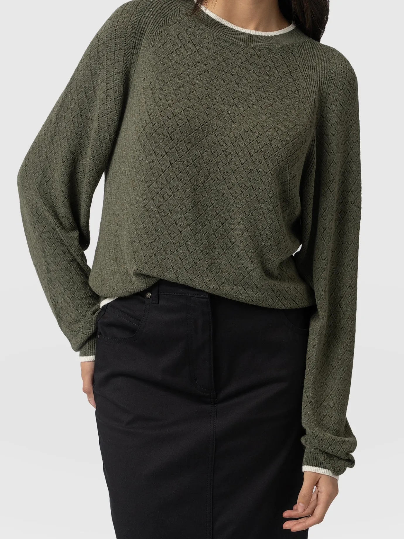 Knitwear|Sweaters|Saint and Sofia Diamond Knit Sweater - Khaki