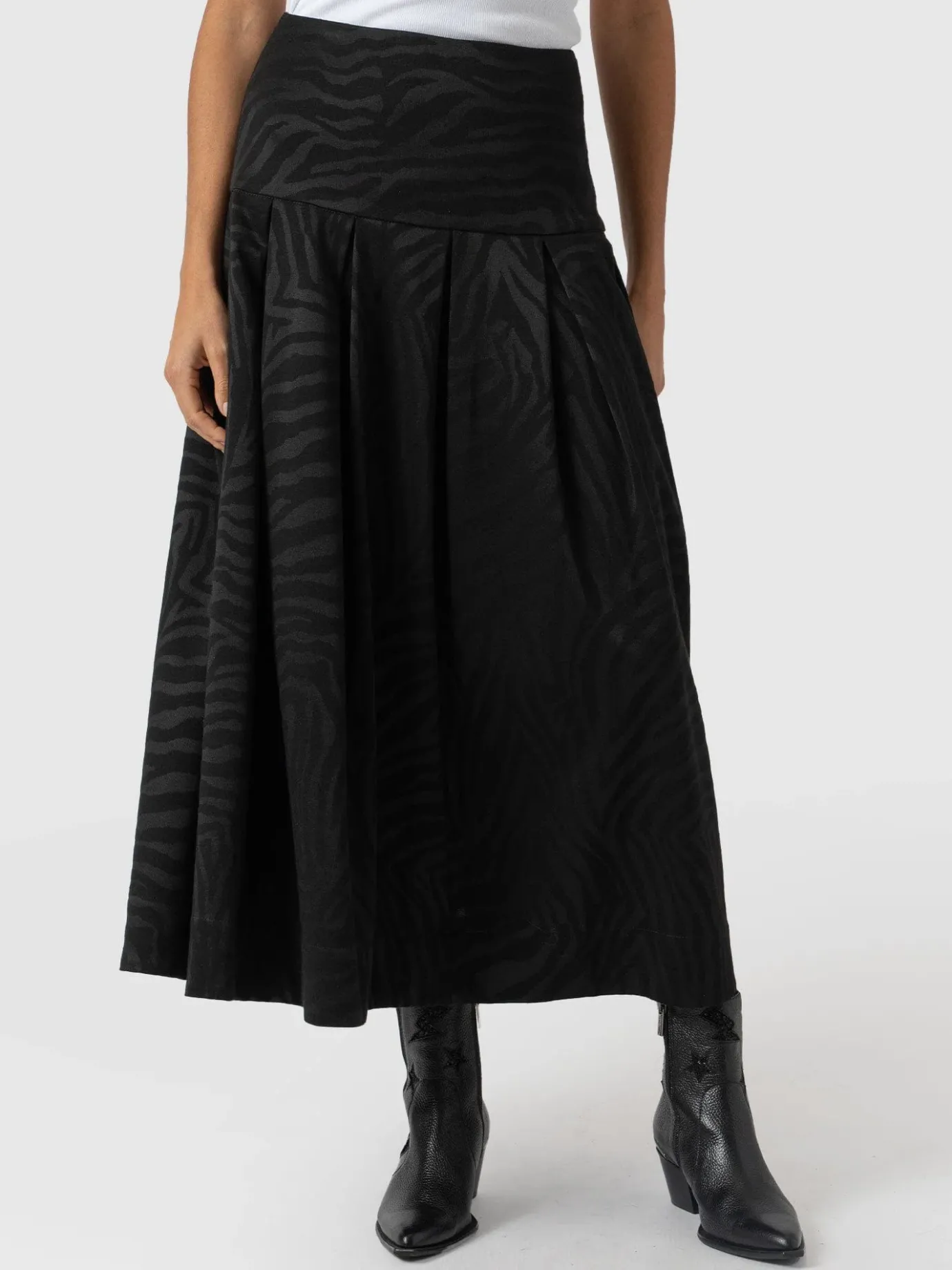 Skirts|Saint and Sofia Everly Pleated Skirt - Black Zebra