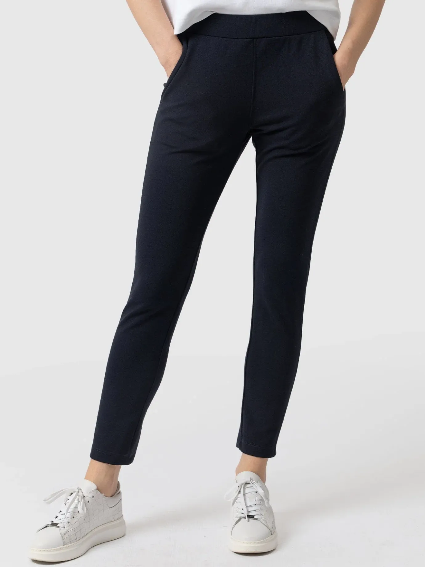 Pants|Saint and Sofia Finsbury Pant - Navy