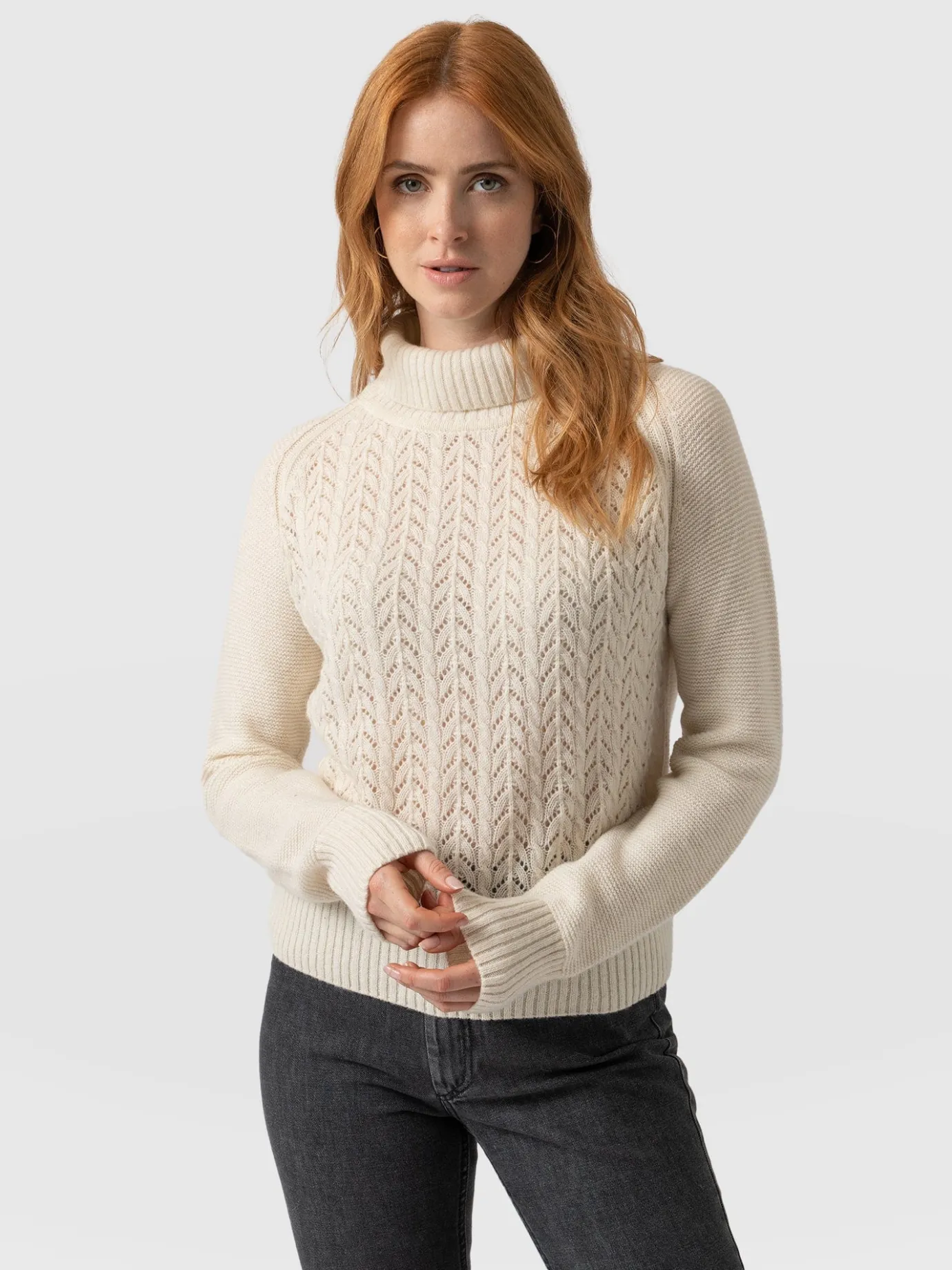 Knitwear|Sweaters|Saint and Sofia Glen Cable Knit Sweater - Cream