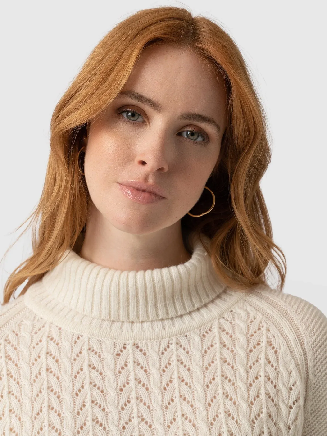 Knitwear|Sweaters|Saint and Sofia Glen Cable Knit Sweater - Cream