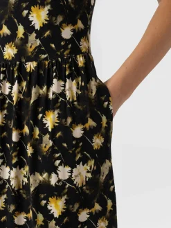 Dresses|Saint and Sofia Greenwich Dress Short Sleeve - Black Daisy Floral