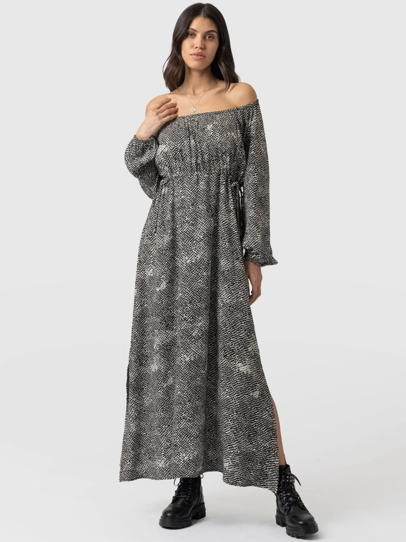 Dresses|Saint and Sofia Henrietta Dress - Monochrome Gothica