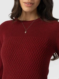 Knitwear|Sweaters|Saint and Sofia Honeycomb Rib Sweater - Burgundy
