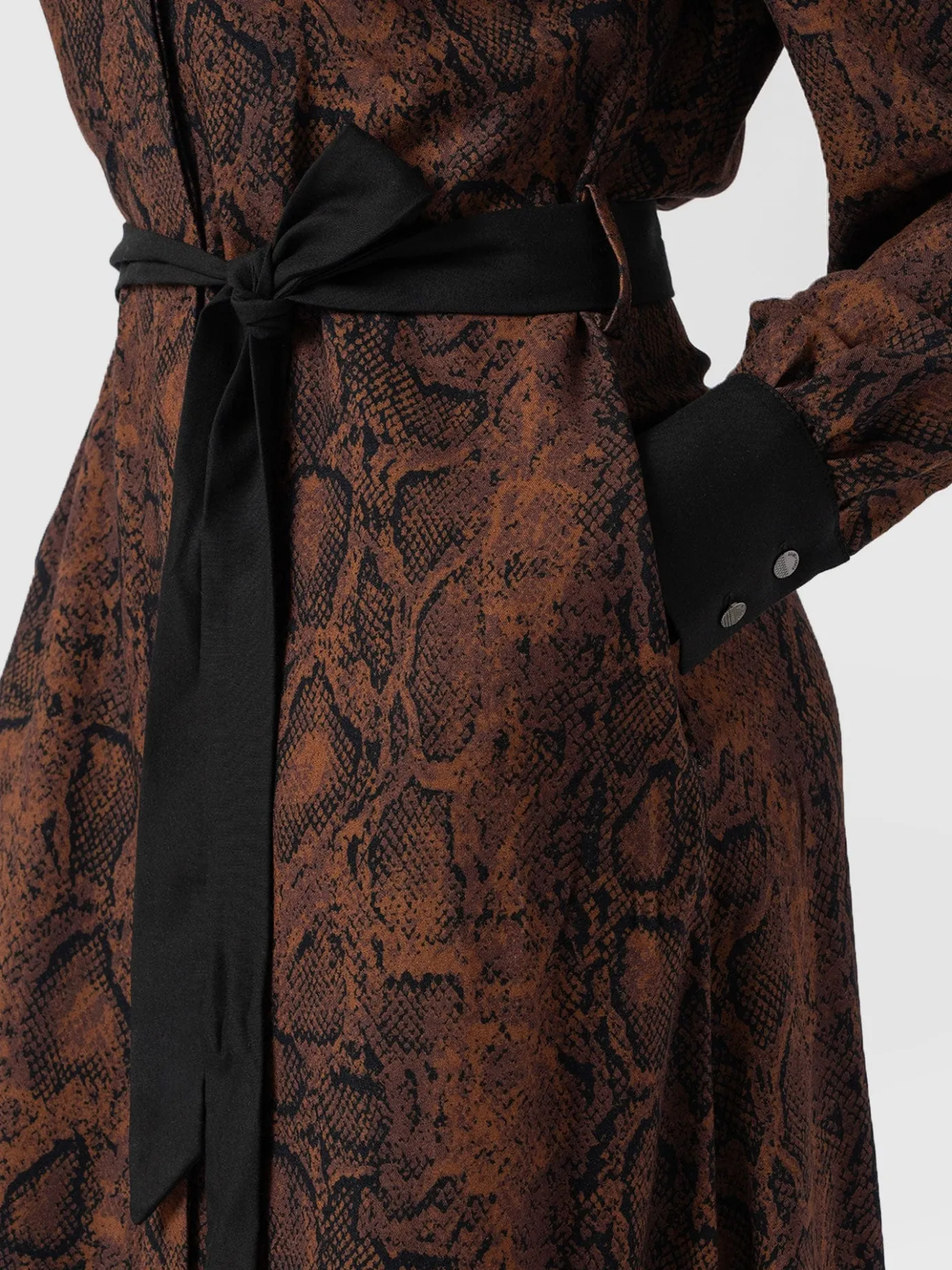 Dresses|Saint and Sofia Jacqueline Shirt Dress - Brown Snake