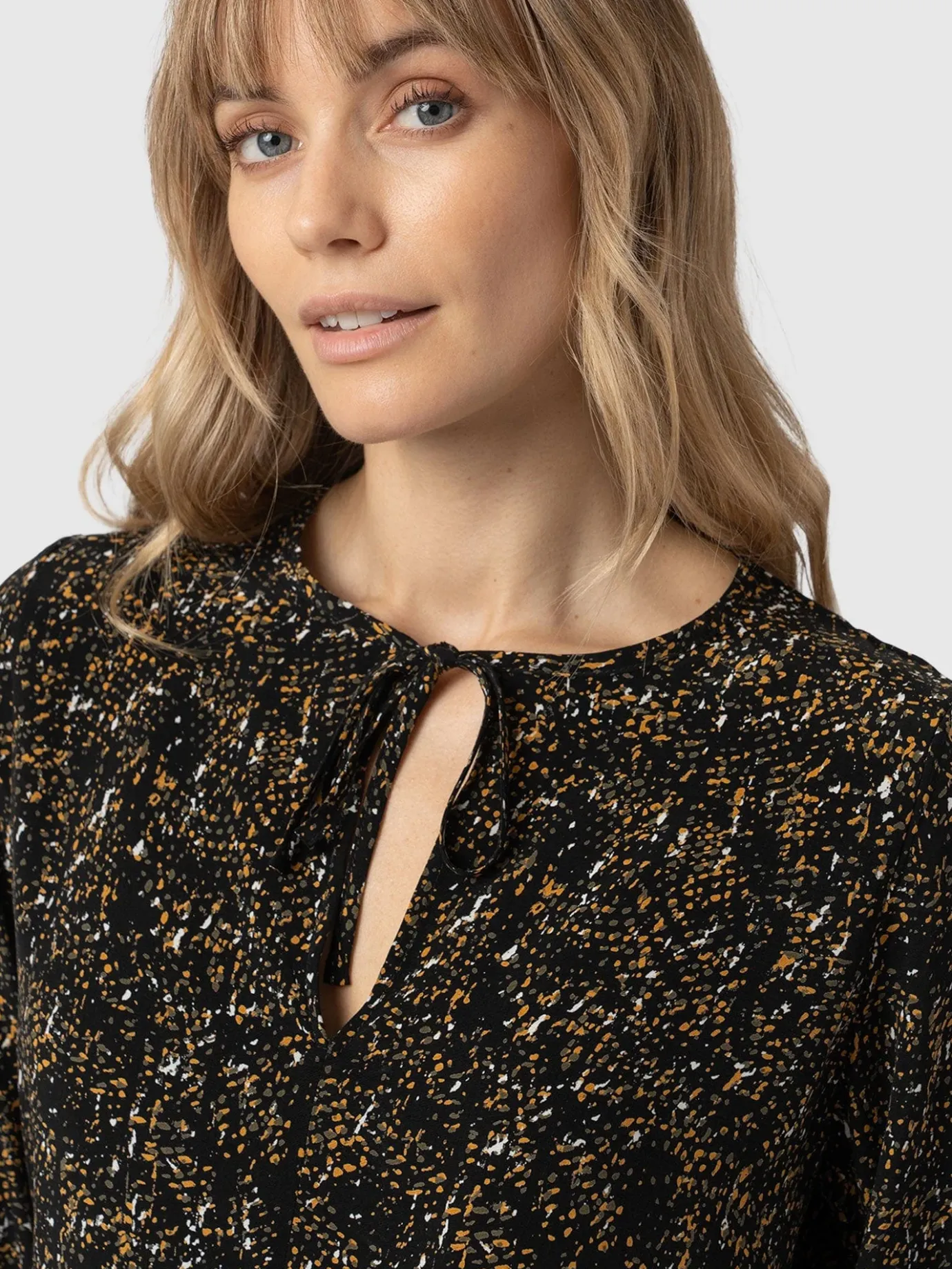 Blouses & Shirts|Saint and Sofia Kristen Blouse - Ditsy Leopard