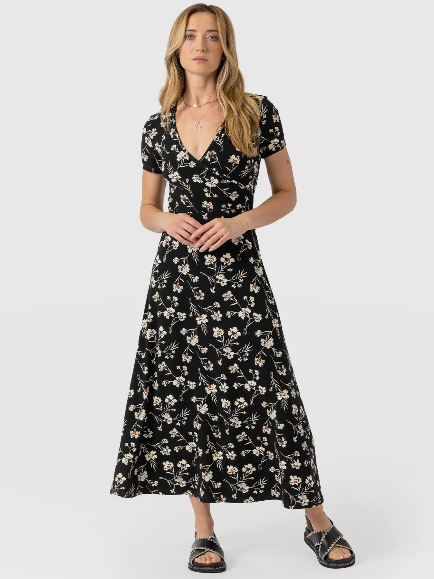 Dresses|Saint and Sofia Maggie Wrap Short Sleeve Midi Dress - Black Spring Floral