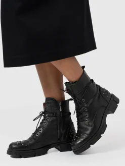 Boots|Shoes|Saint and Sofia Noho Studded Boot - Black