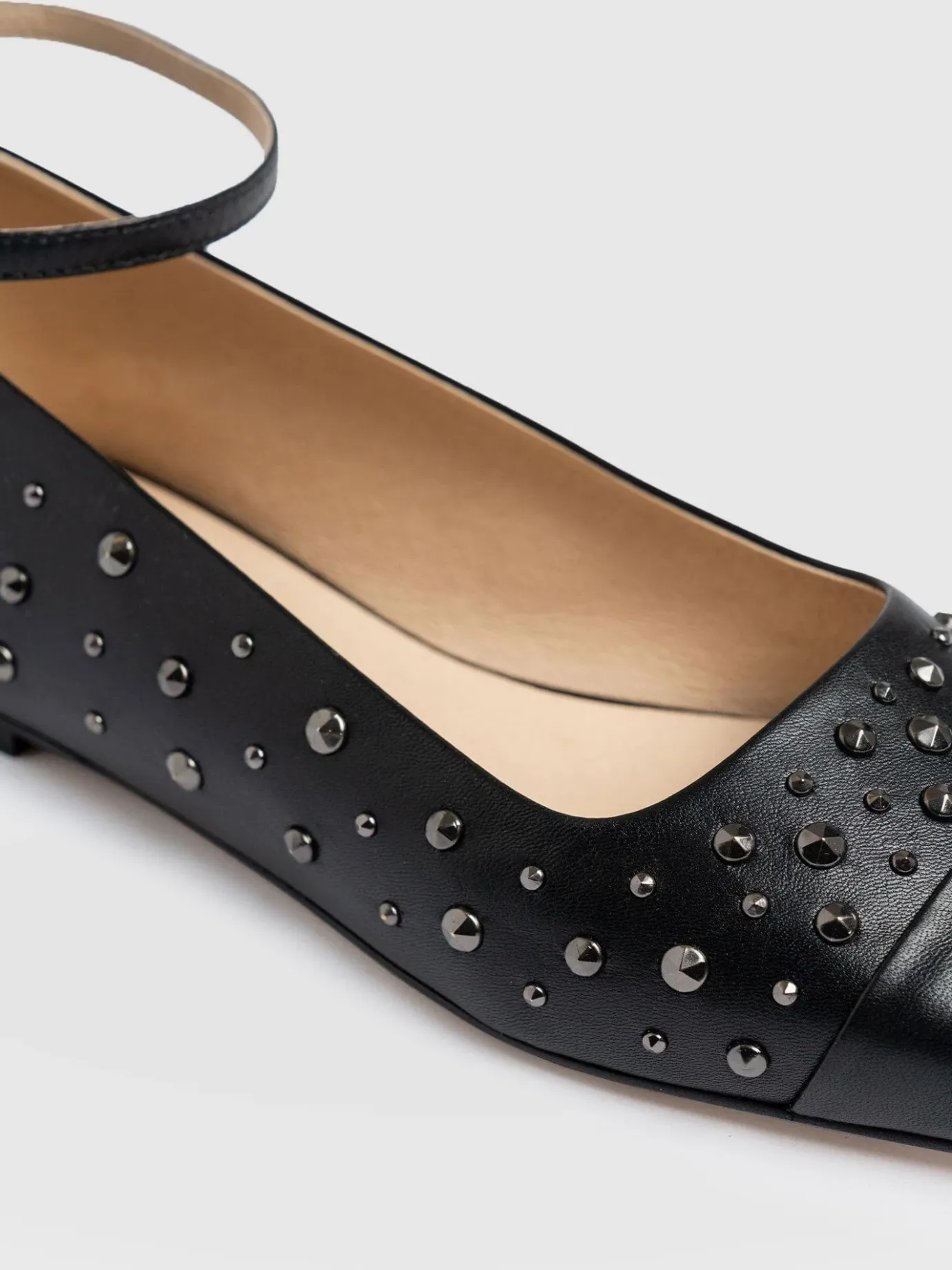 Shoes|Leather|Saint and Sofia Ophelia Leather Ballerinas - Black Studded