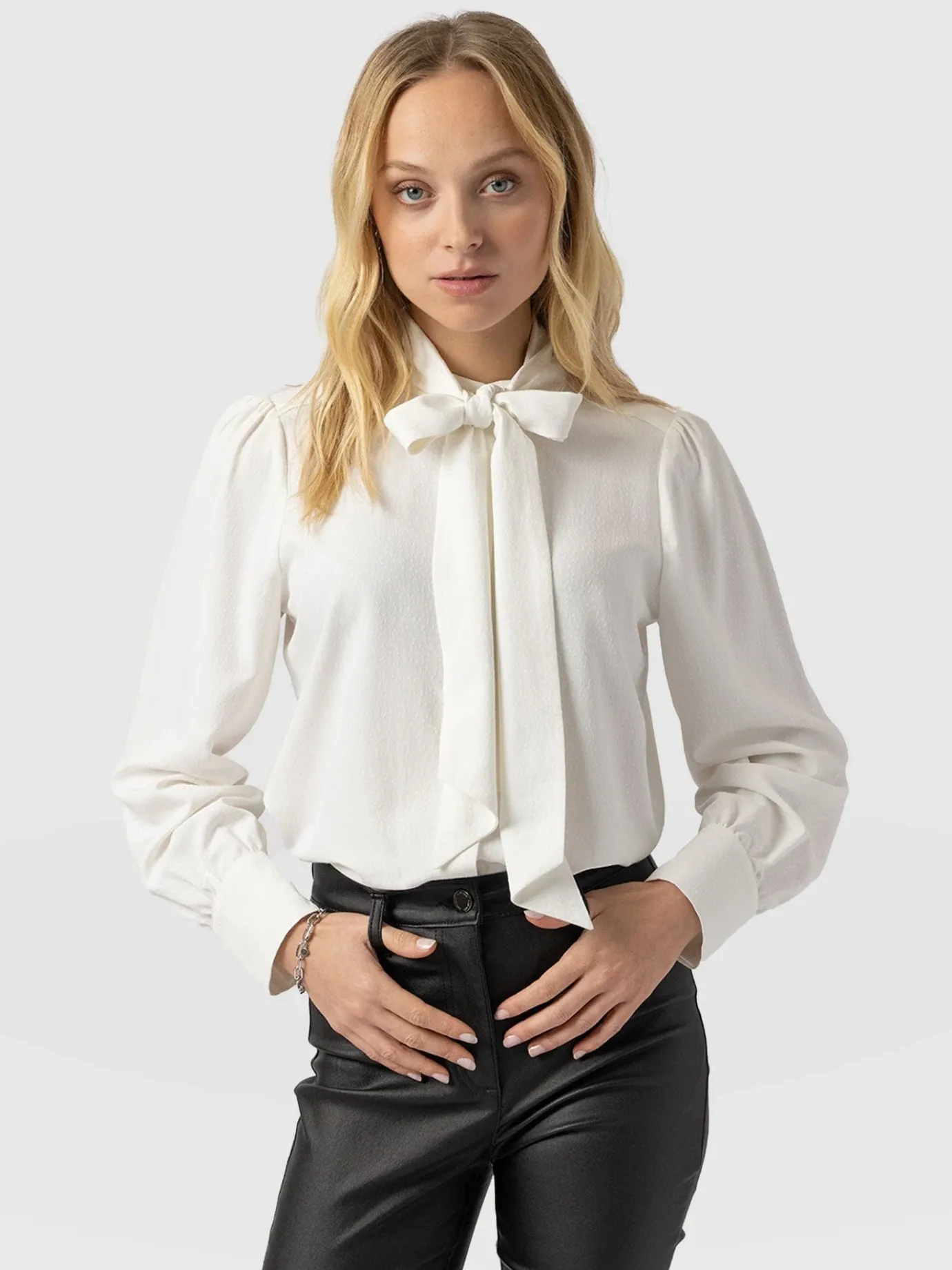 Blouses & Shirts|Saint and Sofia Paxton Pussybow Blouse - Cream