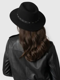 Scarves & Hats|Saint and Sofia Ramona Studded Hat - Black