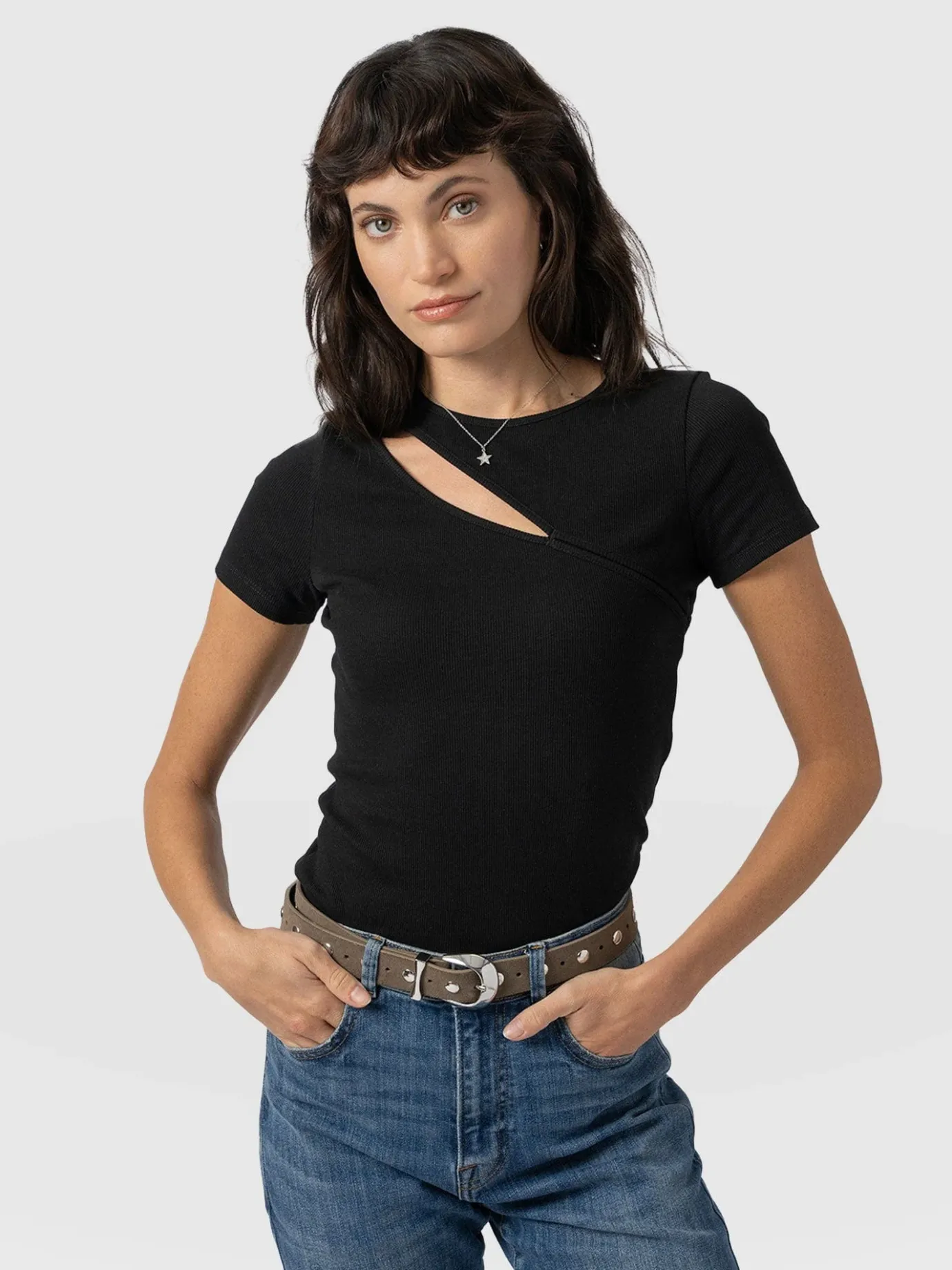 T-shirts & Tanks|Saint and Sofia Reveal Tee - Black