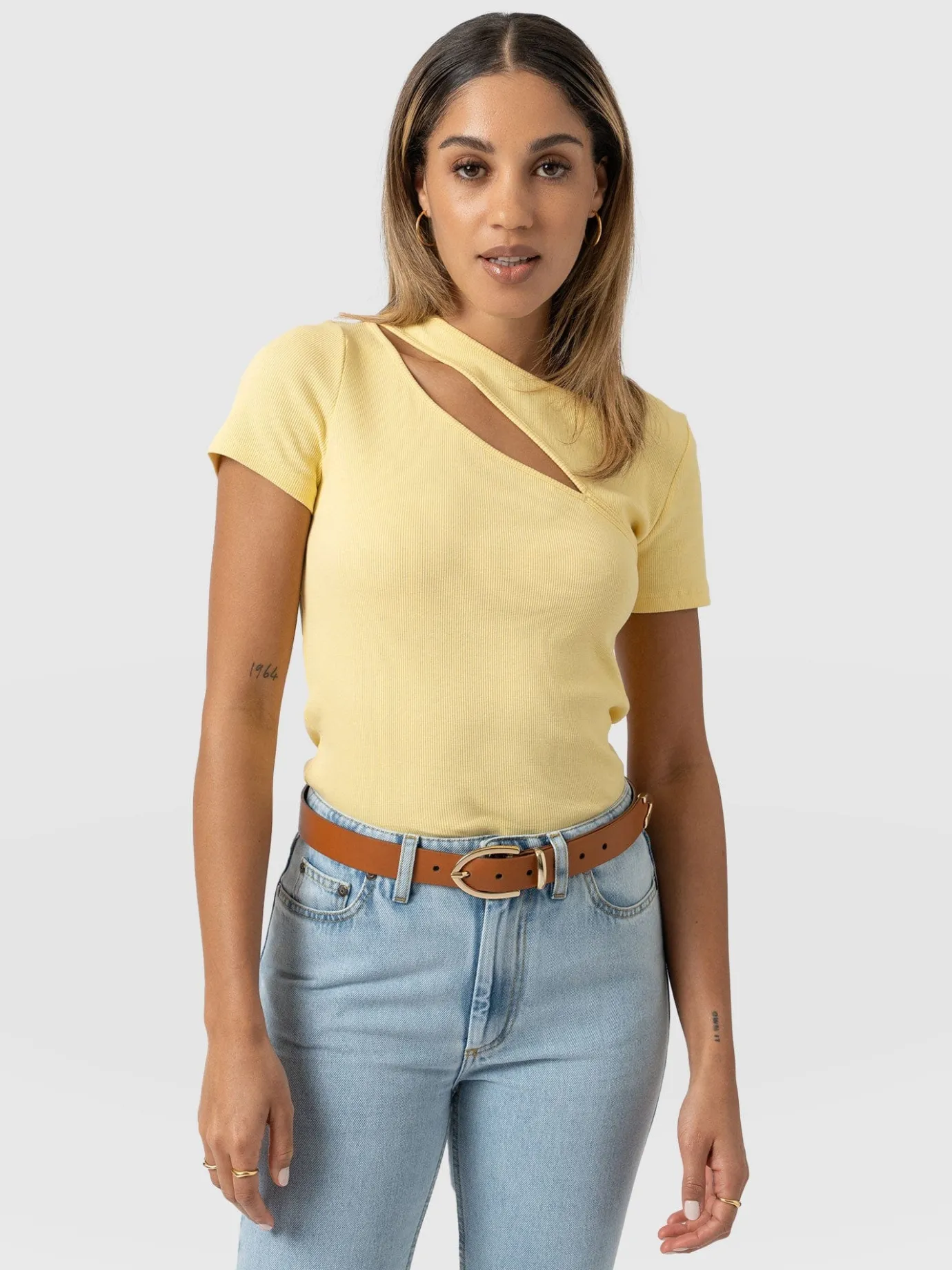 T-shirts & Tanks|Saint and Sofia Reveal Tee - Yellow