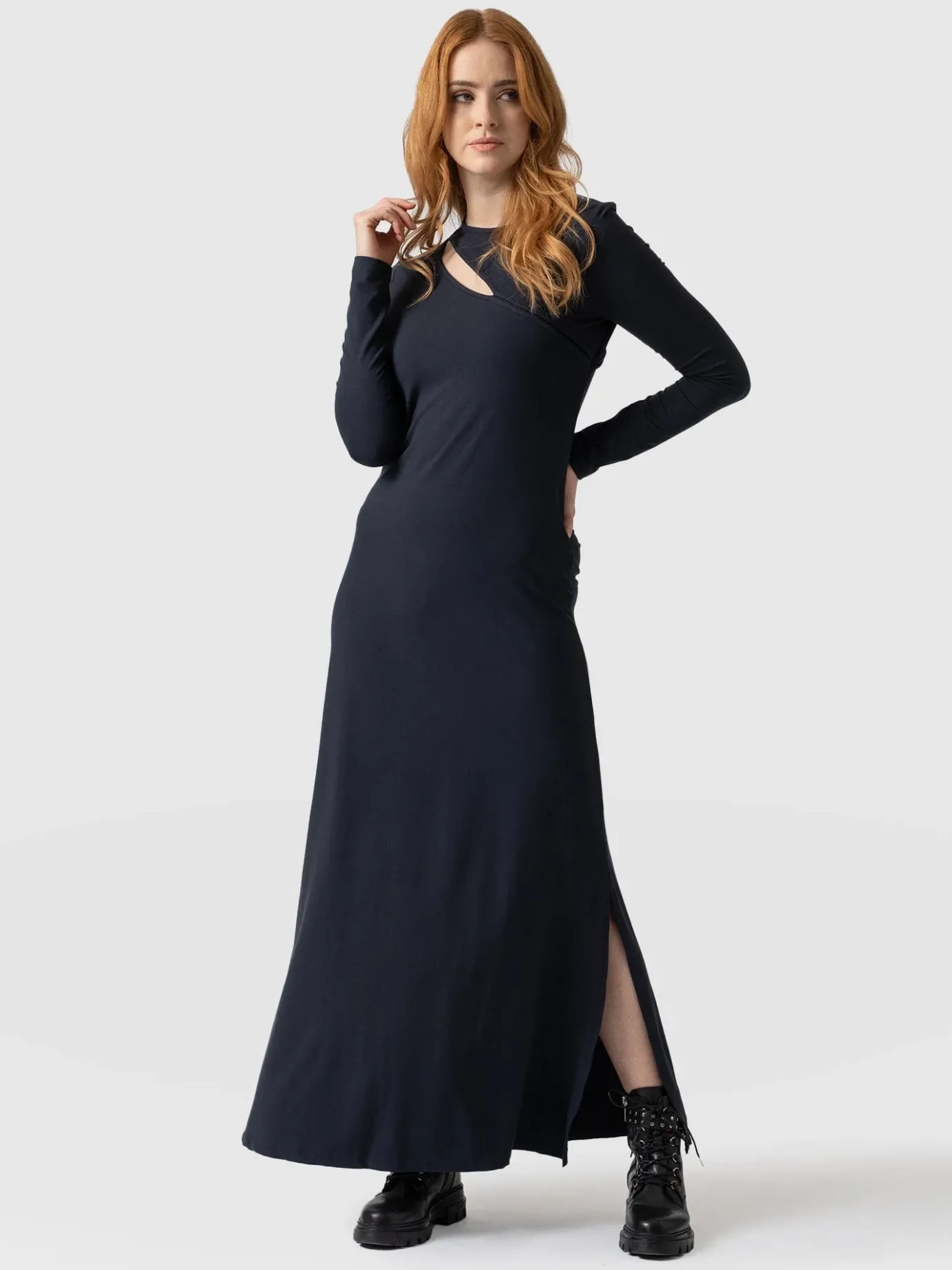 Dresses|Saint and Sofia Reveal Viscose Runway Dress - Navy