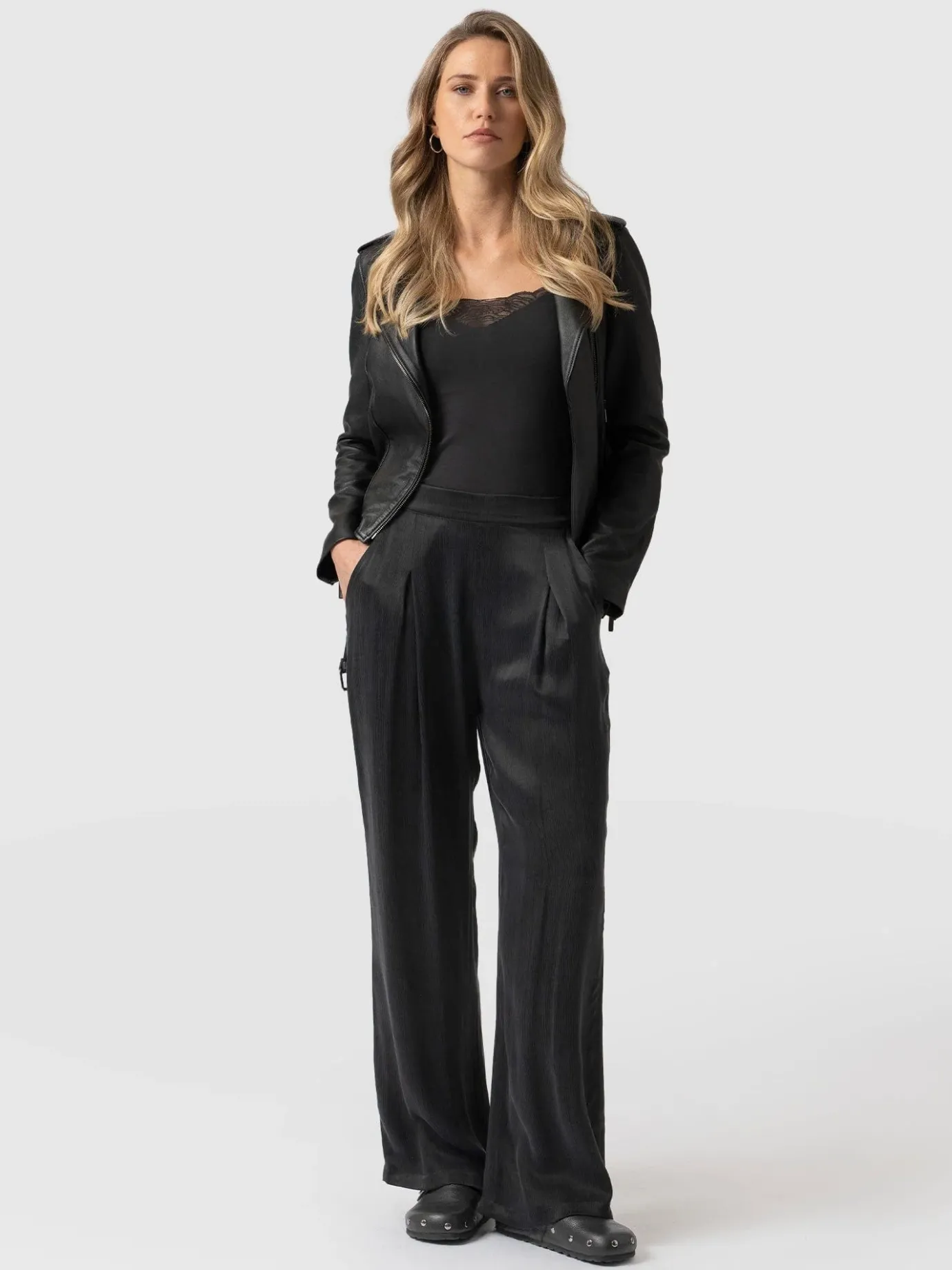 Pants|Saint and Sofia Rowan Wide Leg Pant - Black
