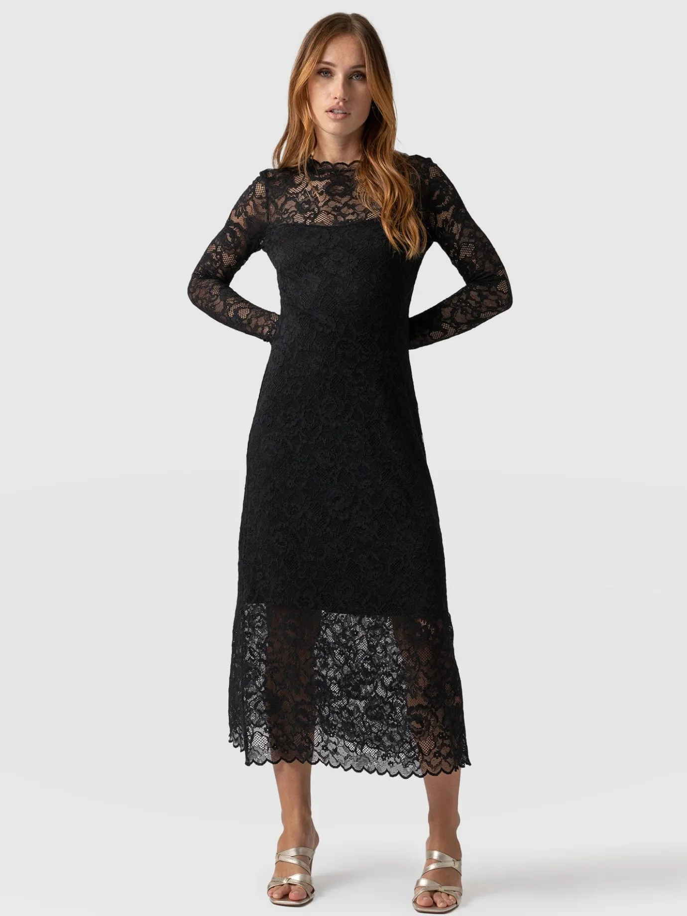 Dresses|Saint and Sofia Runway Lace Dress - Black