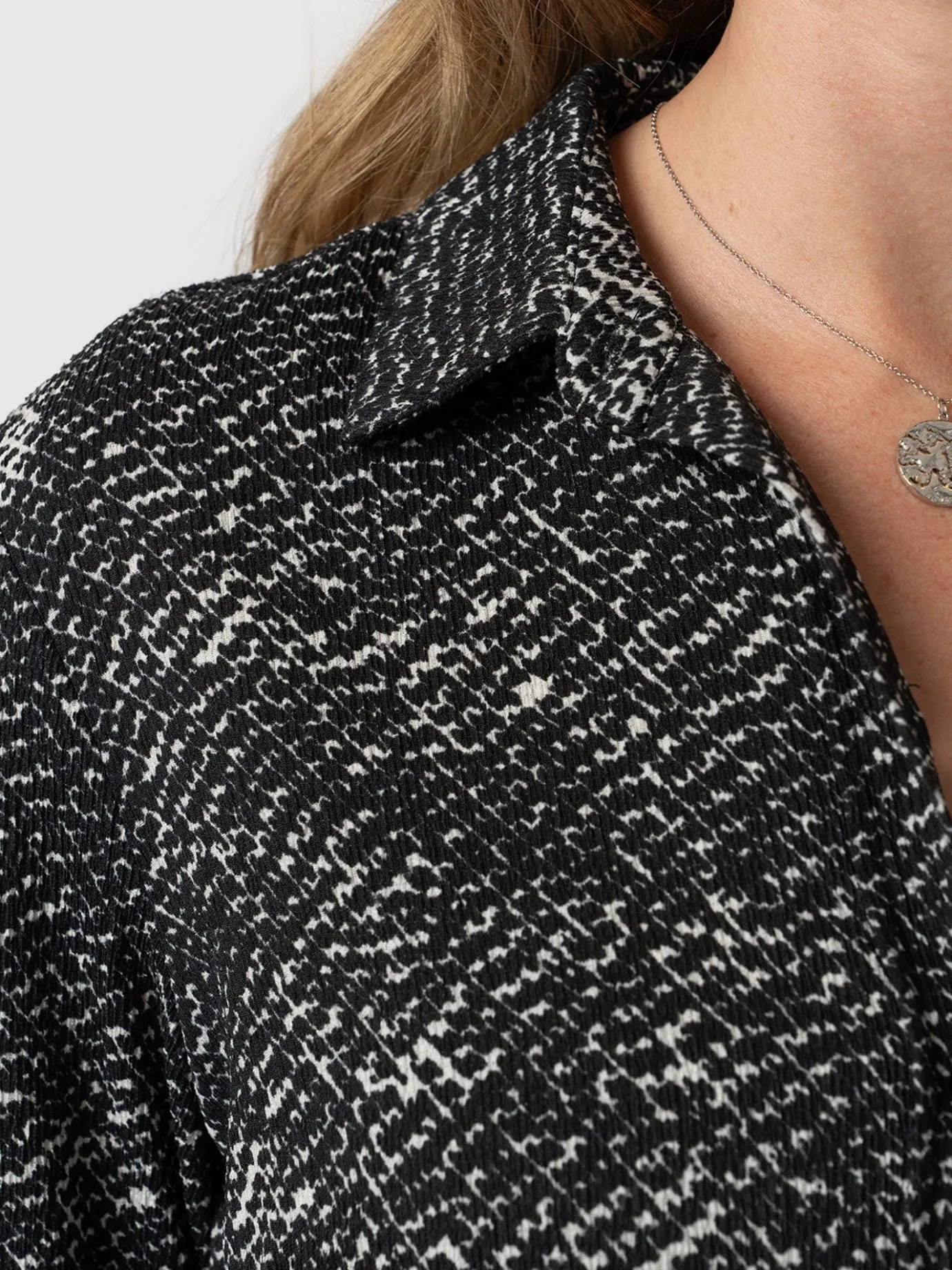 Blouses & Shirts|Saint and Sofia Sawyer Shirt - Monochrome Gothica