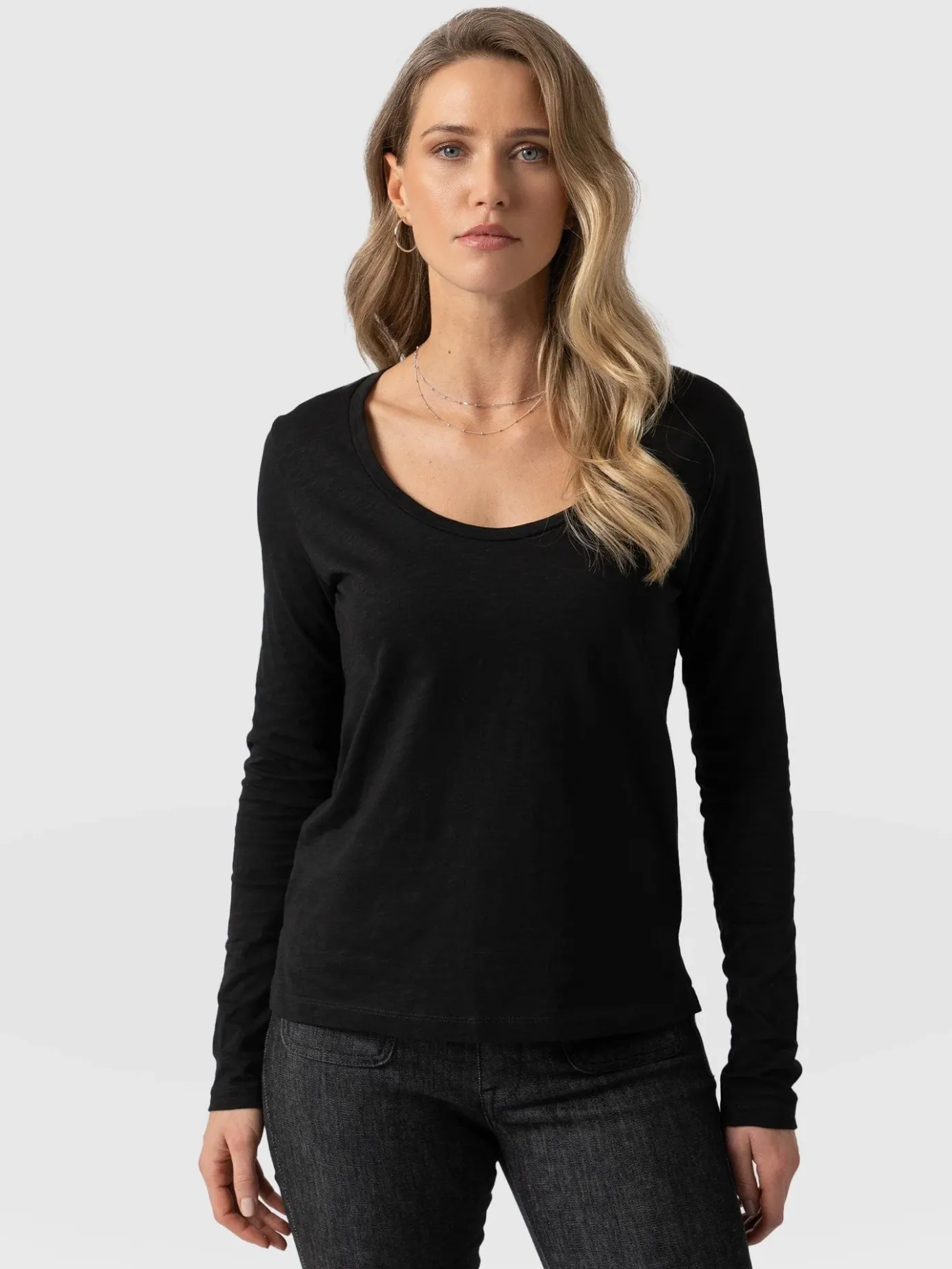 T-shirts & Tanks|Saint and Sofia Scoop Neck Long Sleeve Tee - Black