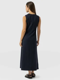 Dresses|Saint and Sofia Sleeveless Runway Maxi Dress - Navy