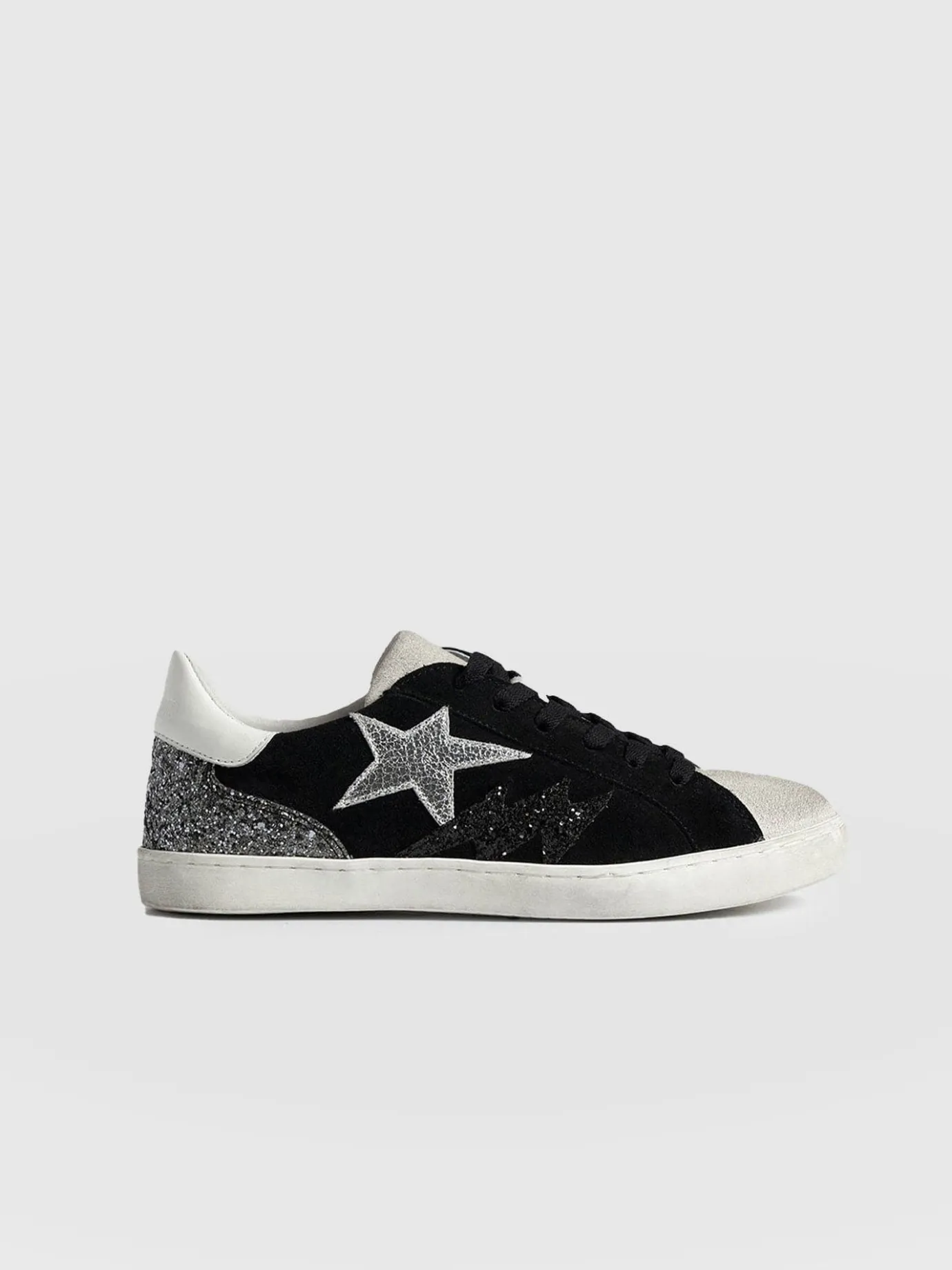 Sneakers|Shoes|Saint and Sofia Spitalfields Sneaker - Black