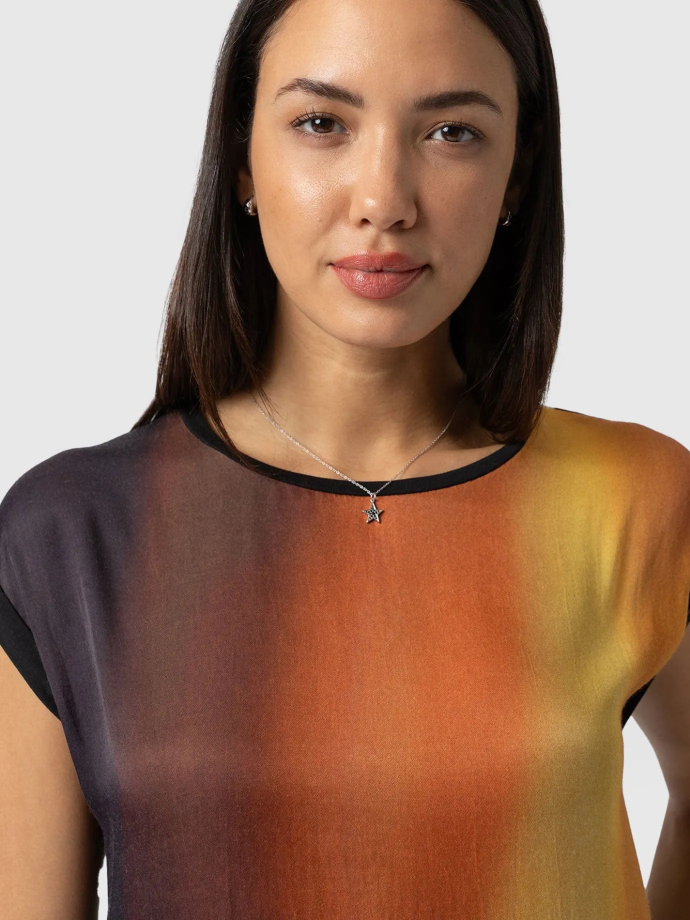 T-shirts & Tanks|Saint and Sofia Turn Up Contrast Tee - Amber Gradient